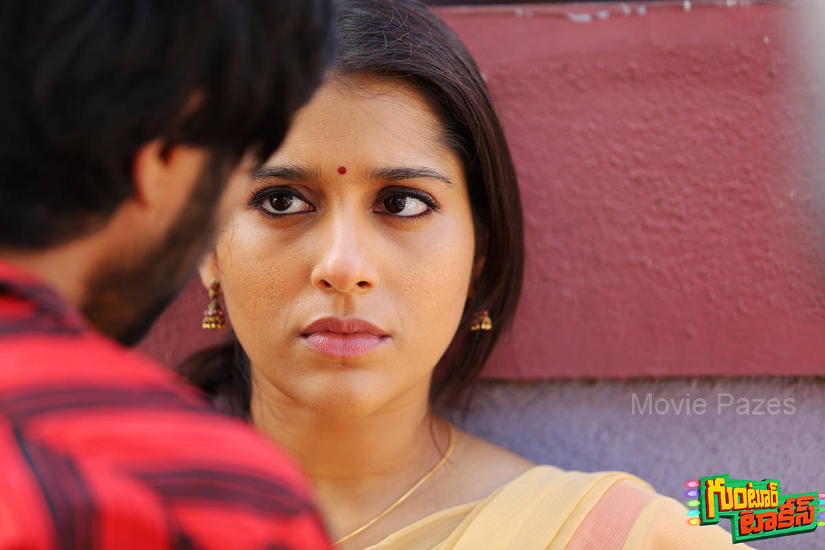 Rashmi Gautam Stills From Guntur Talkies
